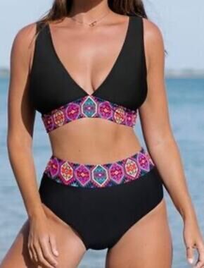 Hilinker Two piece high waist NWT Small black V Neck colorful geometric bikini
